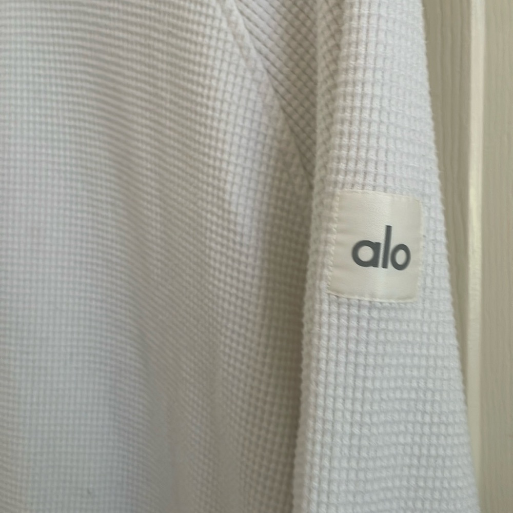 Alo Pull Over Top